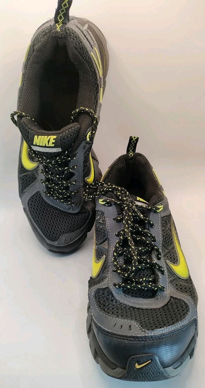 NIKE AIR TRAIL RIDGE HIKING SHOES TRAINING SHOES BLACK/YELLOW MENS SIZE 9 Run